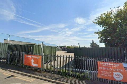 undefined, London Road, Grays RM20