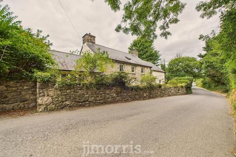 4 bedroom detached house for sale, Minafon, Pen-y-Bont, Newport