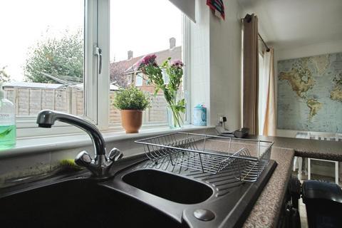 9 Comrie Walk, Manchester, M23 2QF
