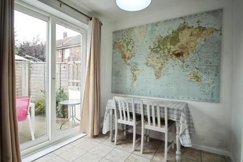 9 Comrie Walk, Manchester, M23 2QF