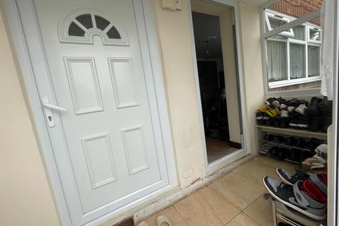 undefined, Birmingham B13