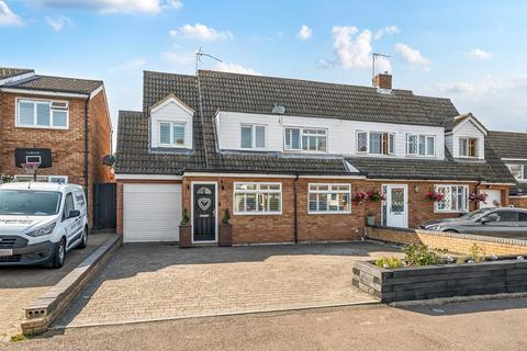 27 Chase Close, Arlesey, SG15 6UU