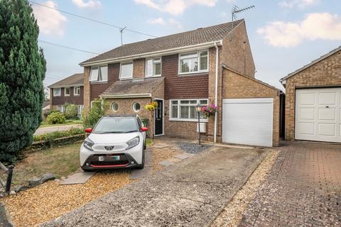 7 Highland Drive, Oakley, Basingstoke, RG23 7LF