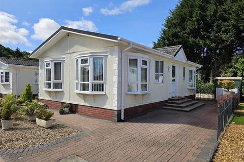 undefined, Cleobury Road, Far Forest, Kidderminster