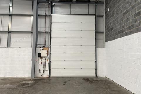 Factory to rent, Saltmeadows Rd Gateshead NE8 3AH