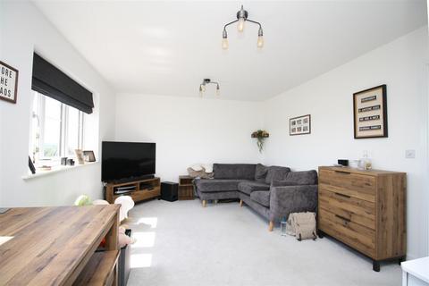2 bedroom apartment for sale, Parrott Court, Bletchley, Milton Keynes