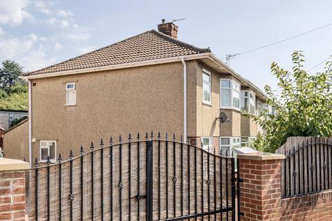 3 bedroom end of terrace house for sale, Air Balloon Road, Somerset BS5