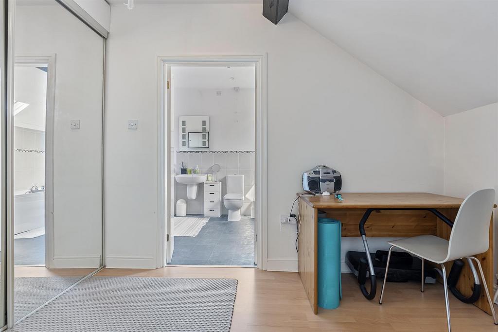 6 Hallow Meadow Mews, Sheffield  24 297.png