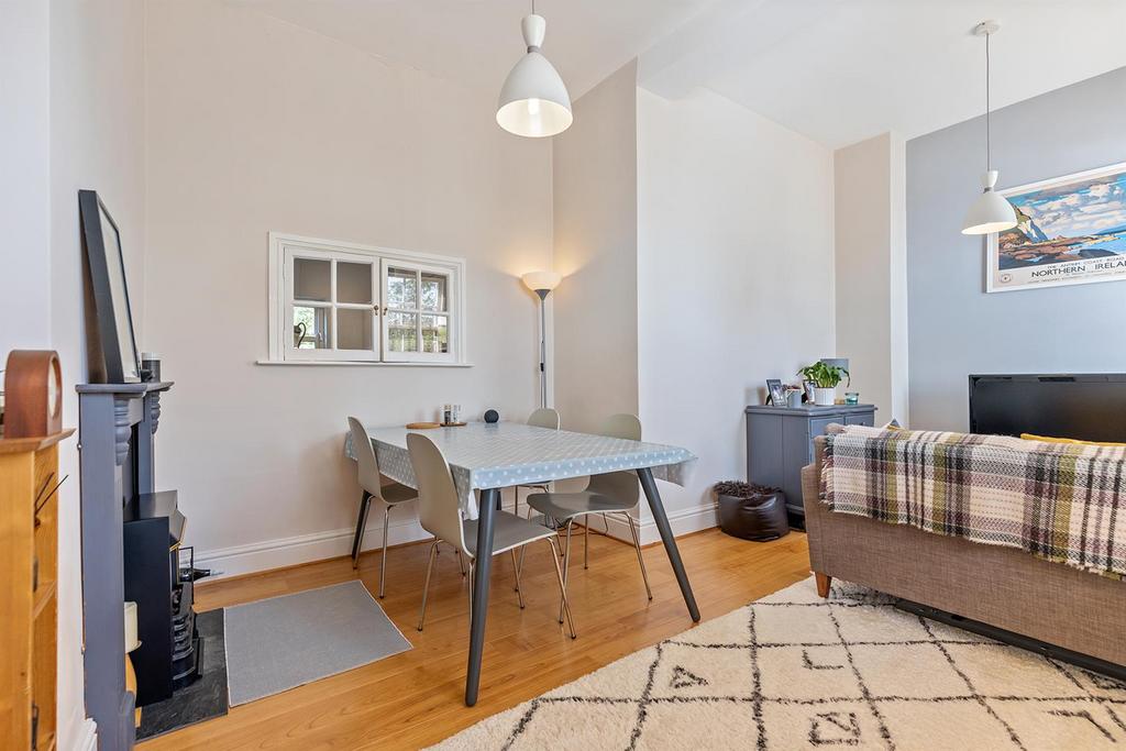 6 Hallow Meadow Mews, Sheffield  10 297.png