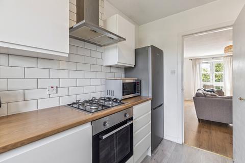 Flat 3/1, 21 Alexander Crescent, Glasgow, G5 0SL