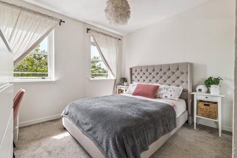 Flat 3/1, 21 Alexander Crescent, Glasgow, G5 0SL