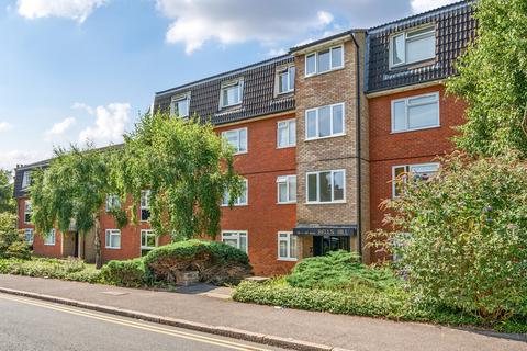 Bells Hill, Barnet, EN5