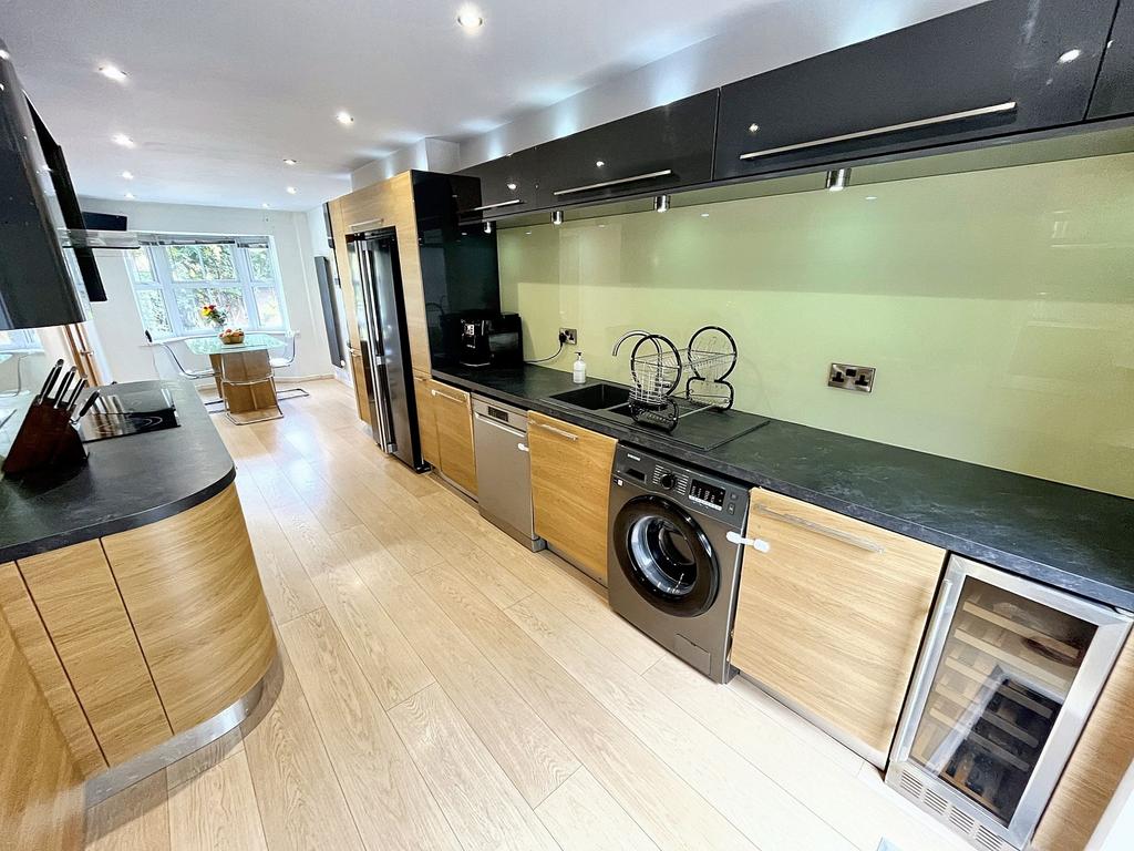 Dining Kitchen