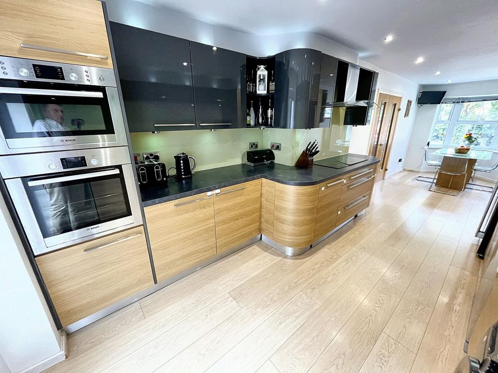 Dining Kitchen