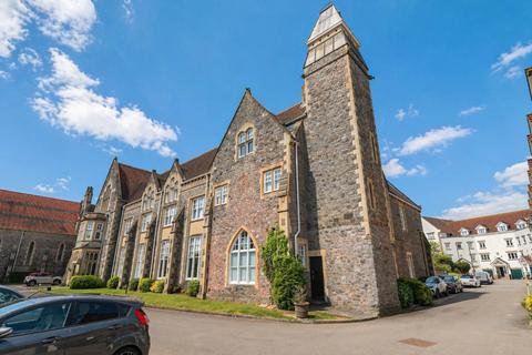 1 bedroom flat for sale, Royal Sands*Royal Court*Sea Views*Perfect Retreat*