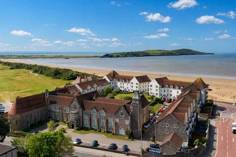 1 bedroom flat for sale, Royal Sands*Royal Court*Sea Views*Perfect Retreat*