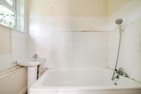 7 Moat Place, London, W3 0AT