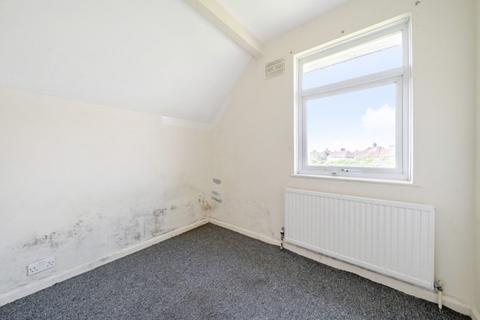 7 Moat Place, London, W3 0AT