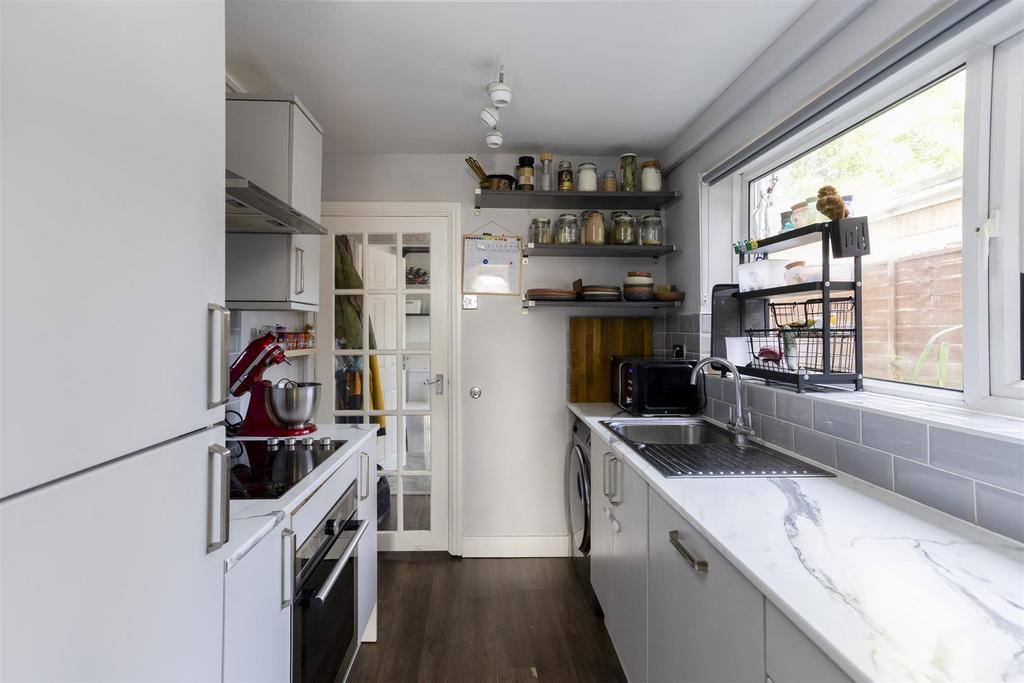 63 Lincoln Street 2.jpg