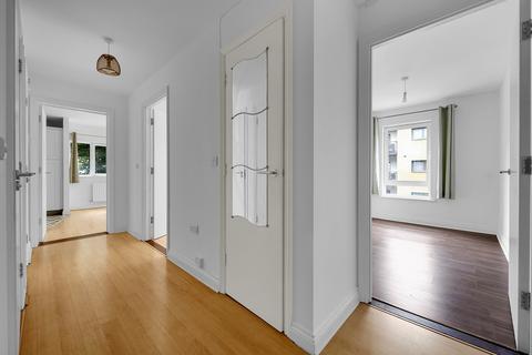 3 bedroom flat for sale, Little Cottage Place, SE10
