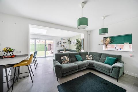 5 bedroom detached house for sale, Sandport Grove, Portchester