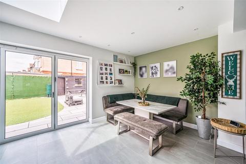 5 bedroom detached house for sale, Sandport Grove, Portchester