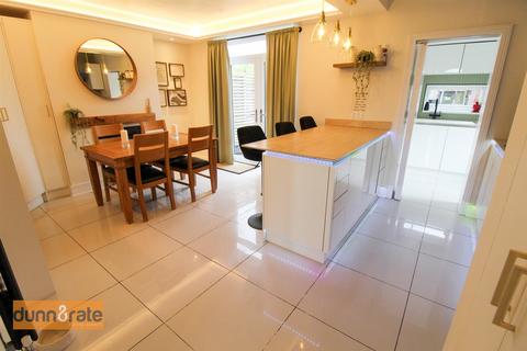 11 Brompton Drive, Stoke-on-trent, ST2 7JS
