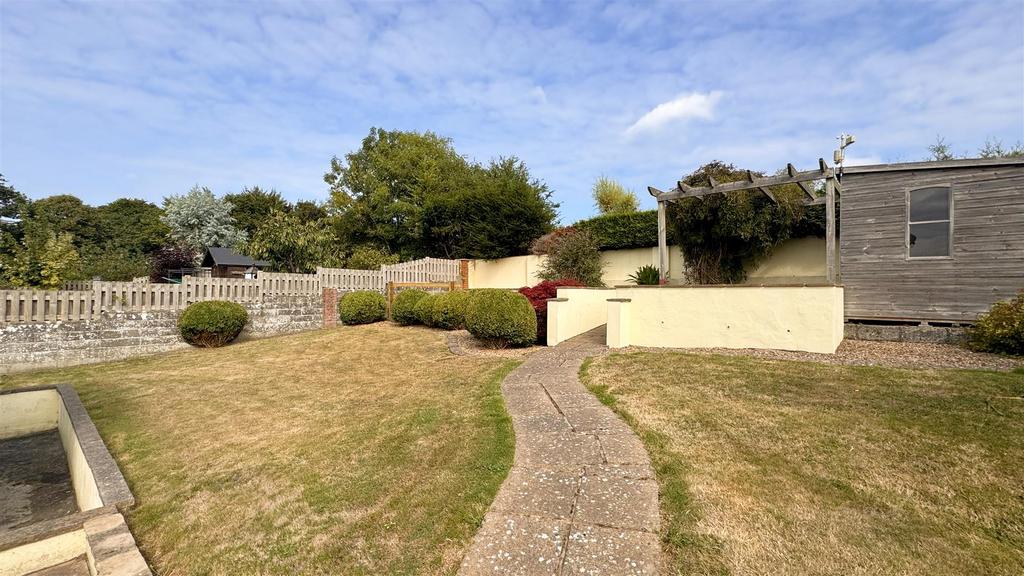Garden 1.jpg