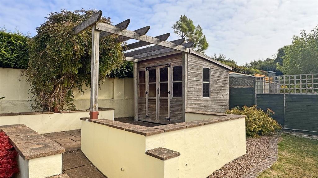 Shed.jpg