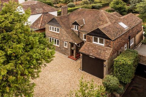 undefined, Beacon Way, Banstead