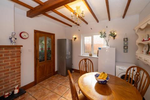 66 Braithwell Road, Ravenfield, Rotherham, S65 4LH