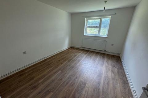 undefined, Lonsdale Court, Stevenage SG1