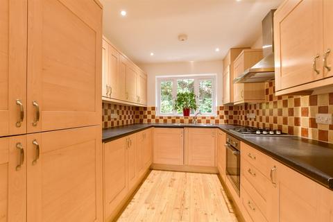 2 bedroom detached bungalow for sale, The Gardens, Fittleworth, Pulborough, West Sussex