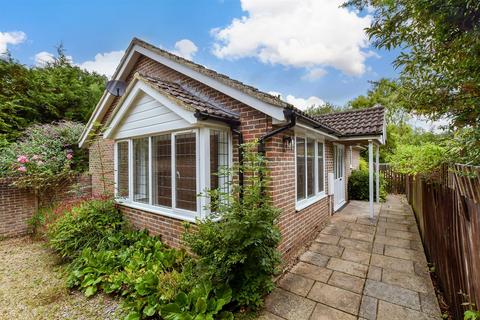 2 bedroom detached bungalow for sale, The Gardens, Fittleworth RH20