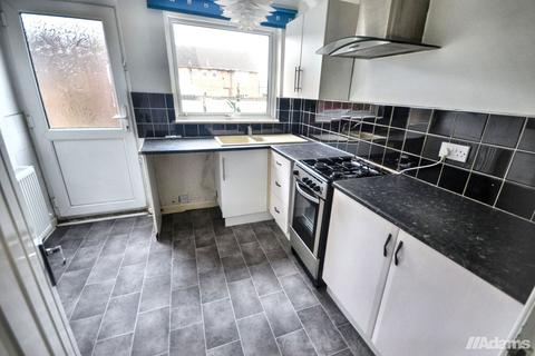 3 bedroom townhouse to rent, Ridsdale, Widnes, WA8 8XX