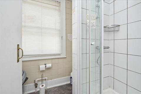 59 Davisville Road, London, W12 9SH