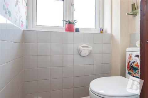 17 Marney Drive, Basildon, SS14 1TQ
