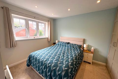 6 Biddington Way, Honiton, EX14 2GU