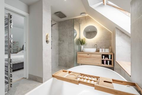 6 bedroom detached house for sale, Matlock Dale, Carlton Colville