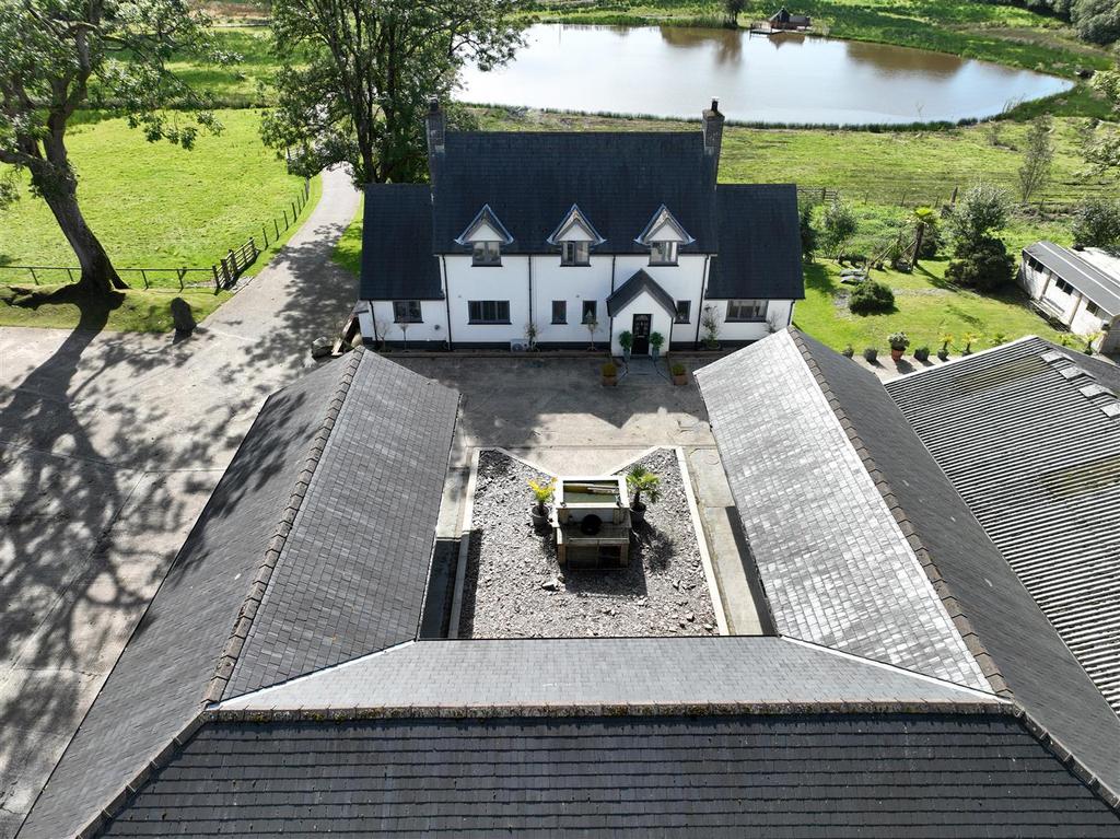 Main house 1.png