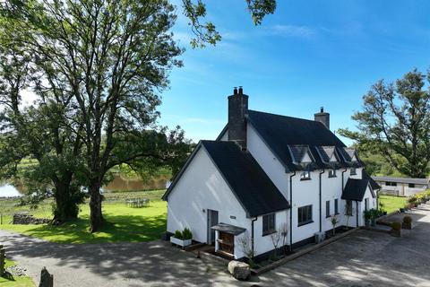 undefined, Tynreithyn, Tregaron