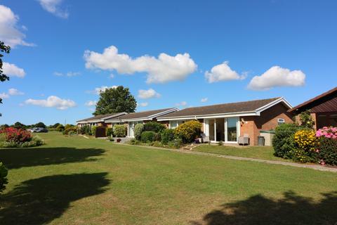 2 bedroom park home for sale, St. Margarets-At-Cliffe, Dover, Kent, CT15