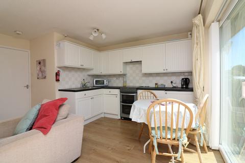 2 bedroom park home for sale, St. Margarets-At-Cliffe, Dover, Kent, CT15