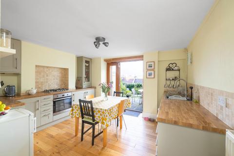 6 Mendip Road, Bristol, BS3 4NY