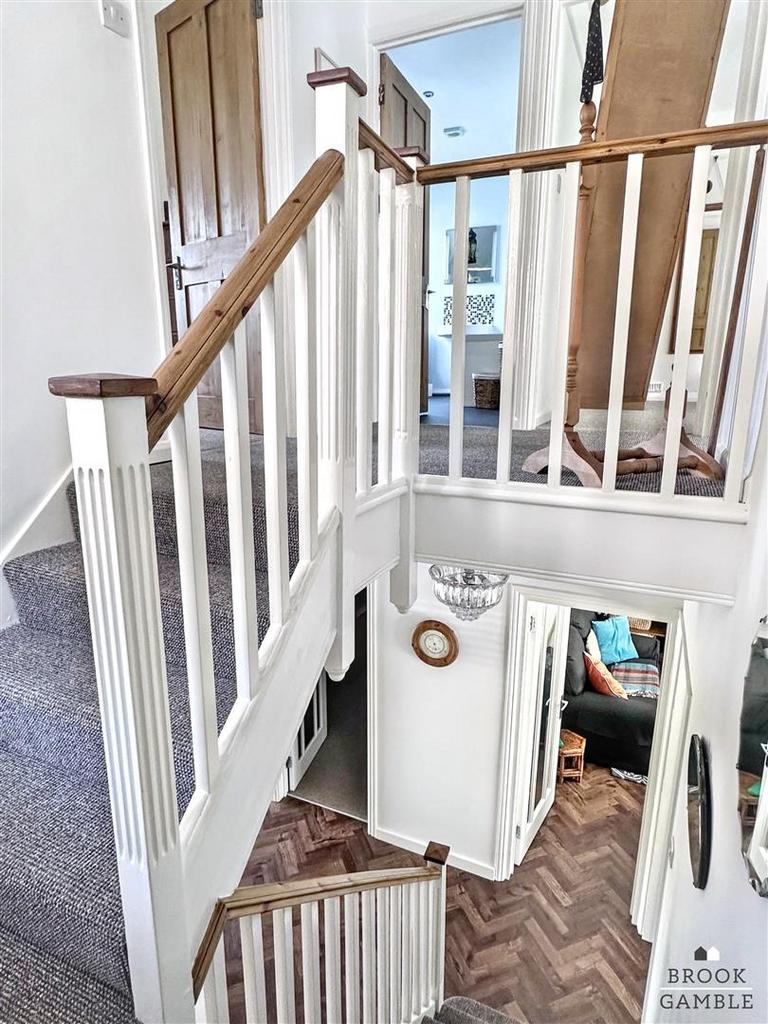 01323 438506