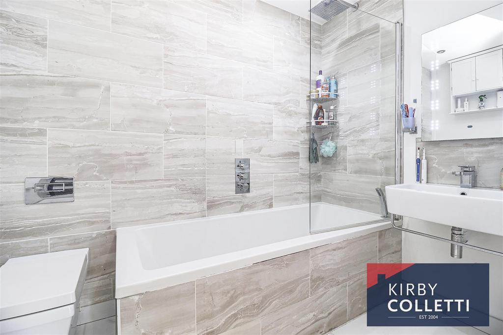 Family bathroom