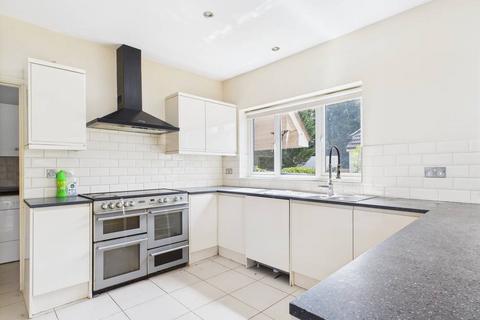 undefined, Kingswood Creek, Wraysbury, Berkshire, TW19
