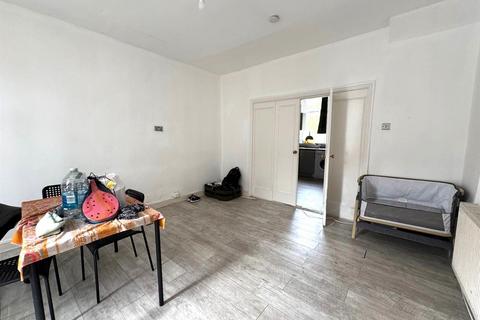 2 bedroom terraced house for sale, Balfour Street, Oldham