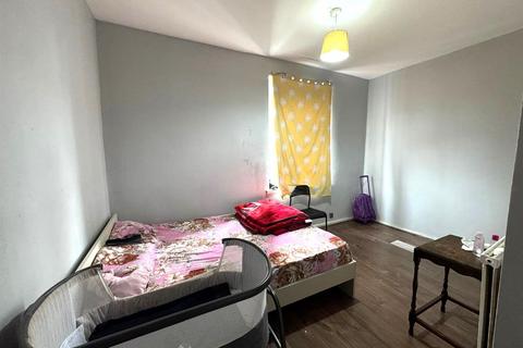 2 bedroom terraced house for sale, Balfour Street, Oldham