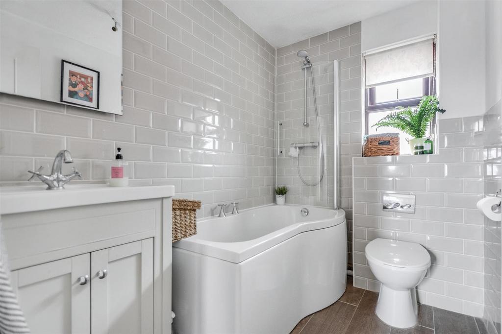 Bathroom.jpeg